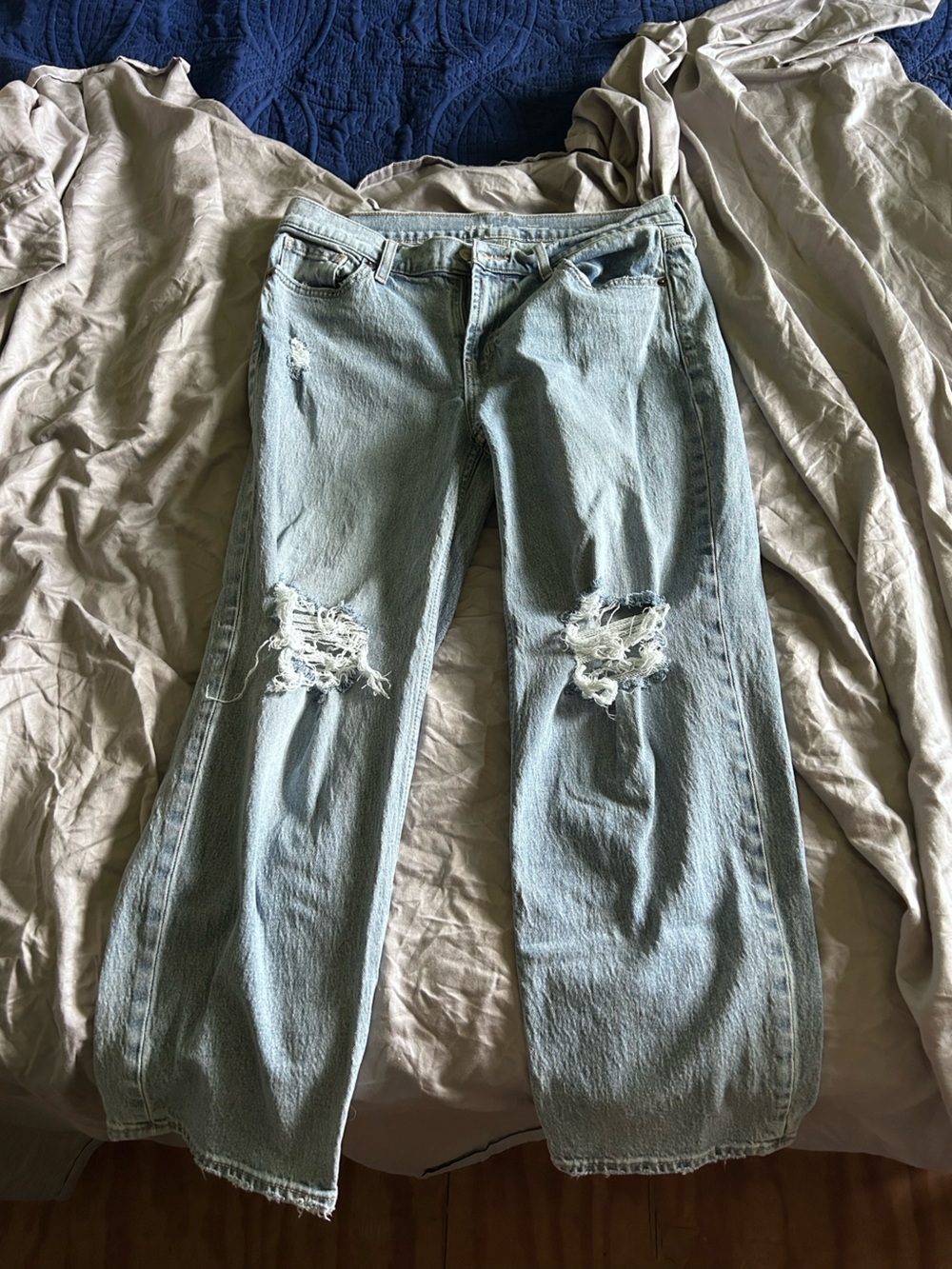 Old Navy Light Blue Boyfriend Loose Jeans